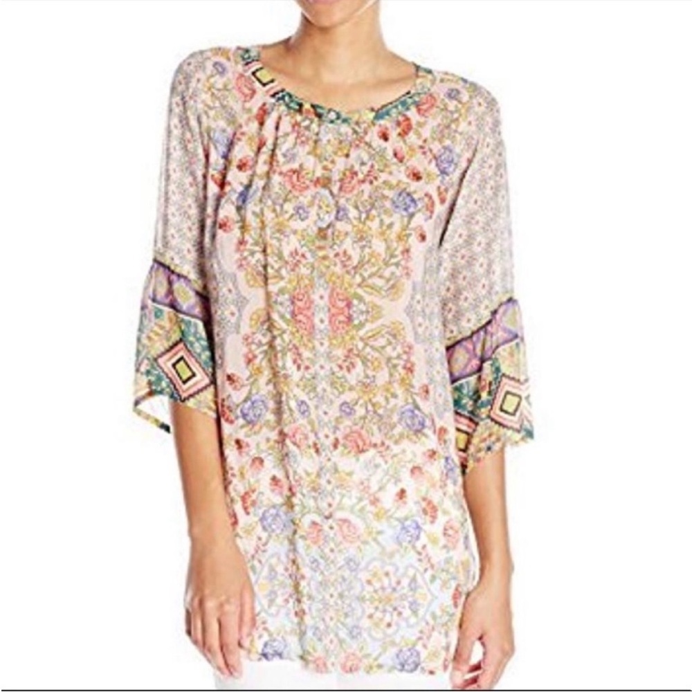 Johnny Was Tempo button top